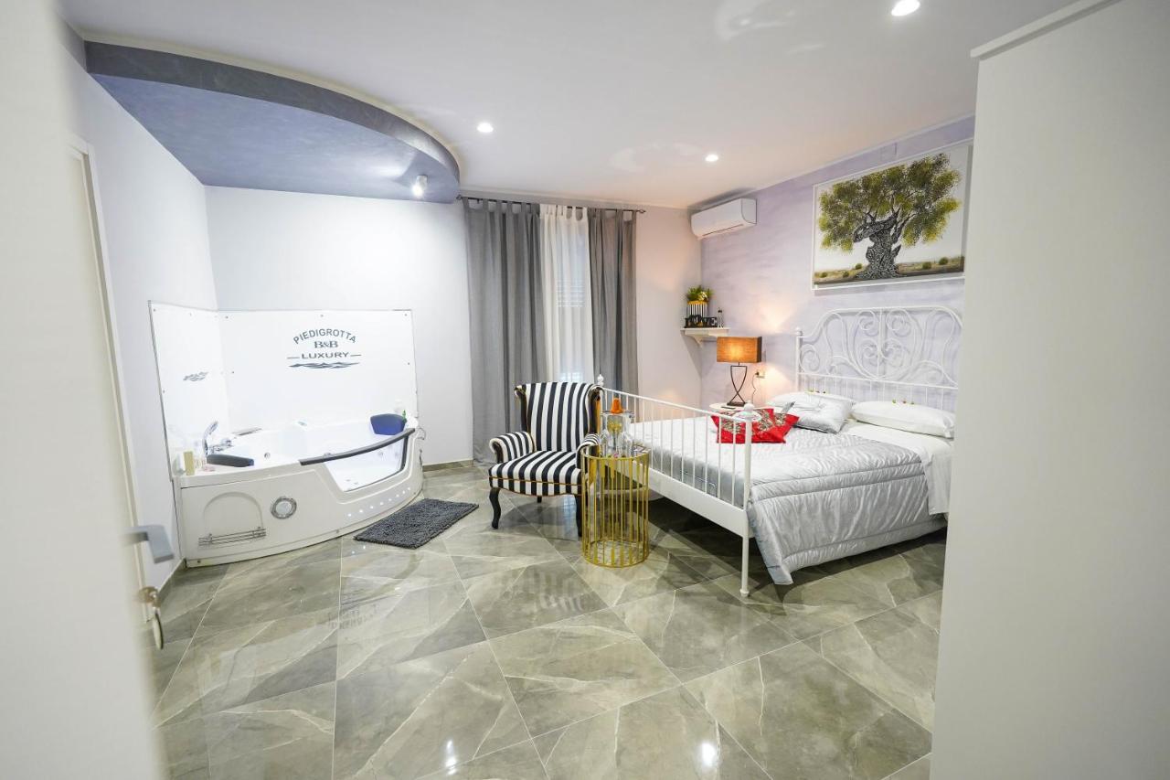 مبيت وإفطار بيتسو Piedigrotta Magique Luxury المظهر الخارجي الصورة