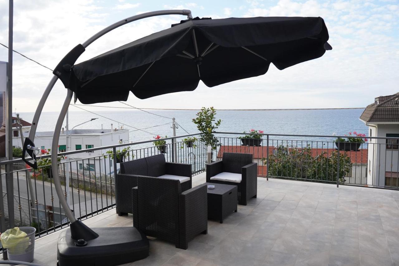 مبيت وإفطار بيتسو Piedigrotta Magique Luxury المظهر الخارجي الصورة